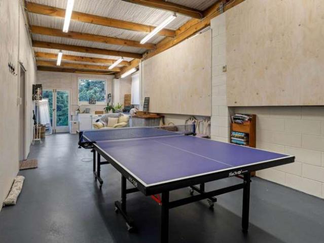 House for rent in Paremoremo