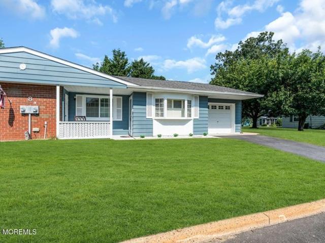 Condo for sale in Whiting, New Jersey