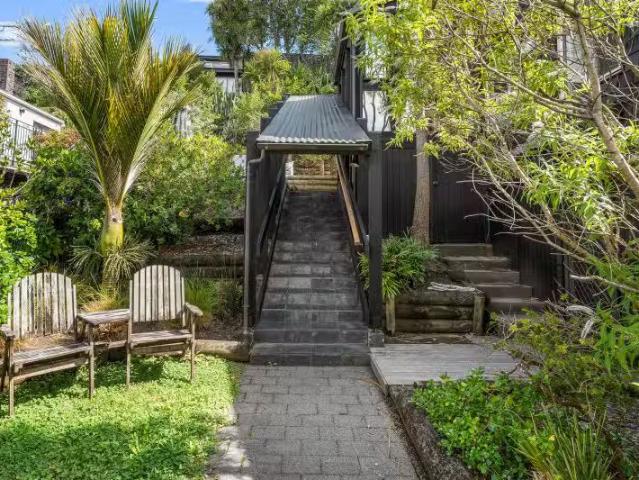 House for sale in Owhata