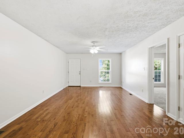 Townhouse for sale in Black Mountain, North Carolina