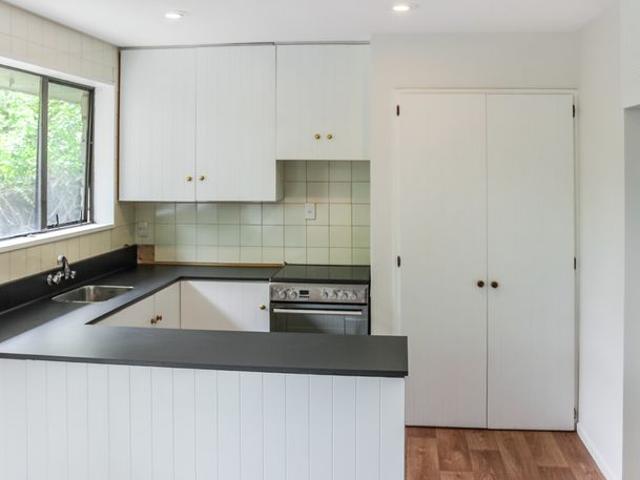 House for rent in Oaklands, Christchurch