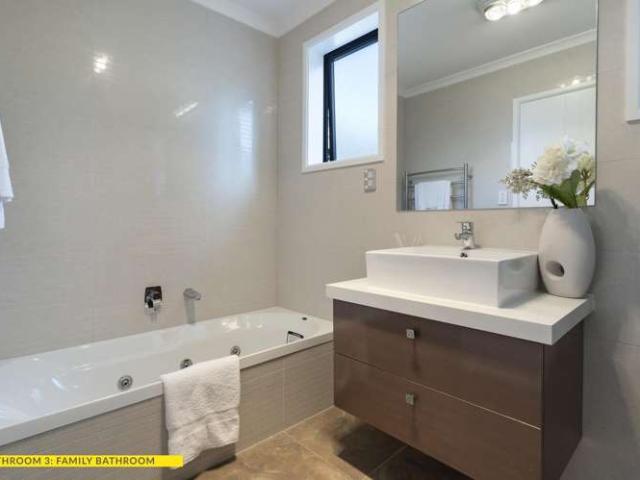 House for sale in Onehunga, Oroua County