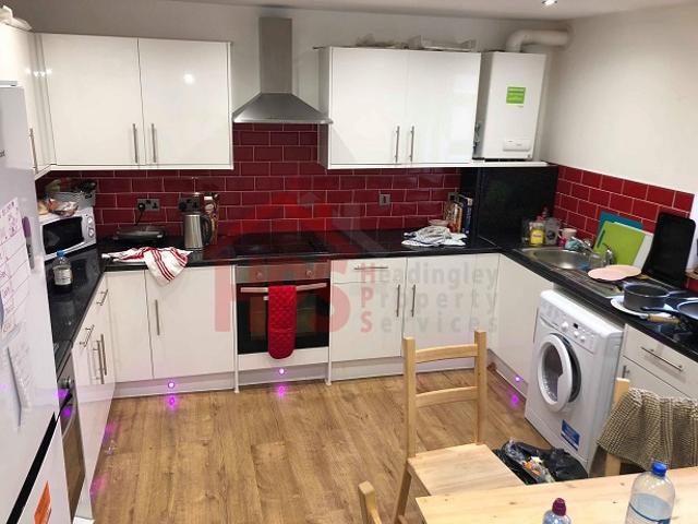 Apartment for rent in Hyde Park, West Yorkshire