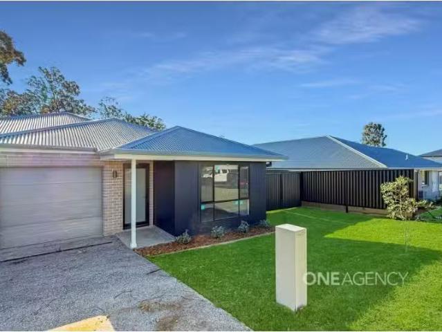 Condo for rent in Bagnoo, New South Wales