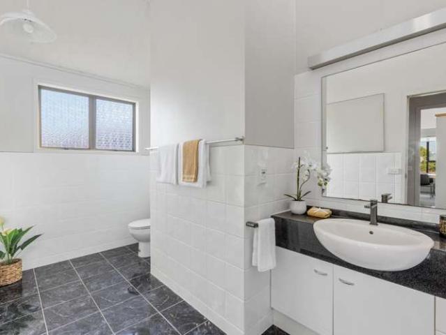 Apartment for sale in Orewa