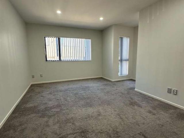 Townhouse for rent in Auckland