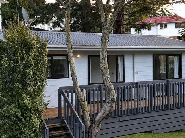 House for rent in Kōnini, Waitākere Ranges
