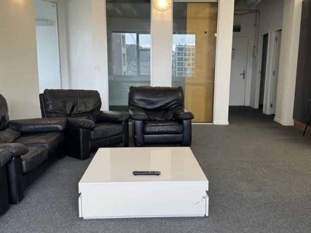 Apartment for rent in Paekākā, Wellington