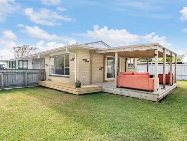 House for sale in Days Bay, Wellington