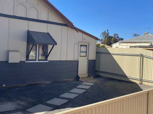 Apartment for rent in Maddington, Western Australia