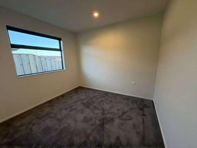Townhouse for rent in Rolleston, Canterbury