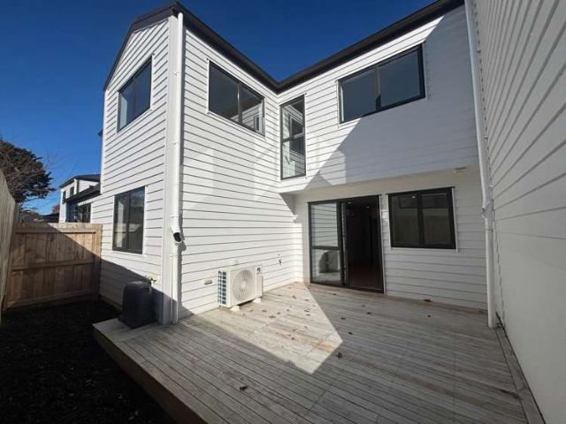 Townhouse for rent in Rapanui