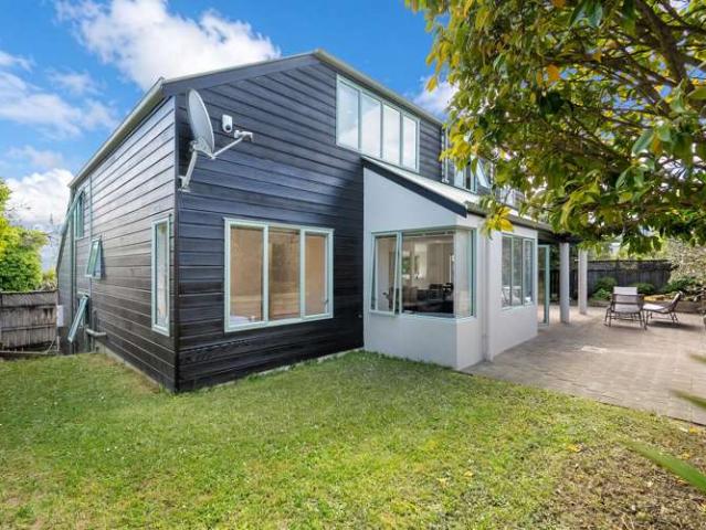 House for sale in Sunnynook, Devonport-Takapuna