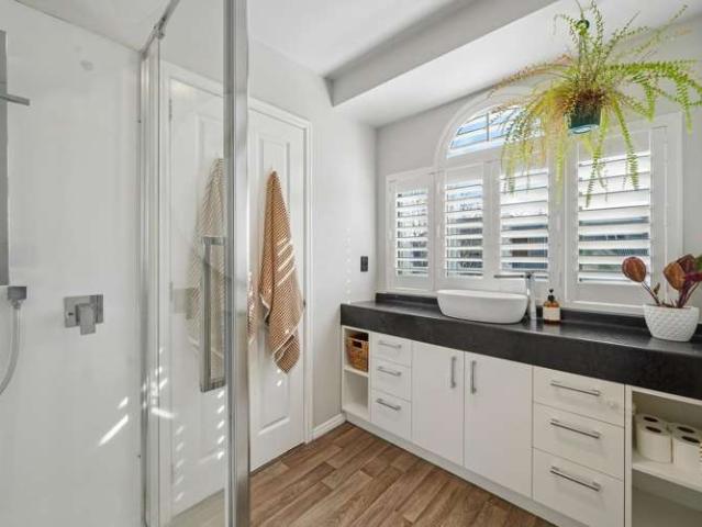 House for sale in Chaslands, Canterbury