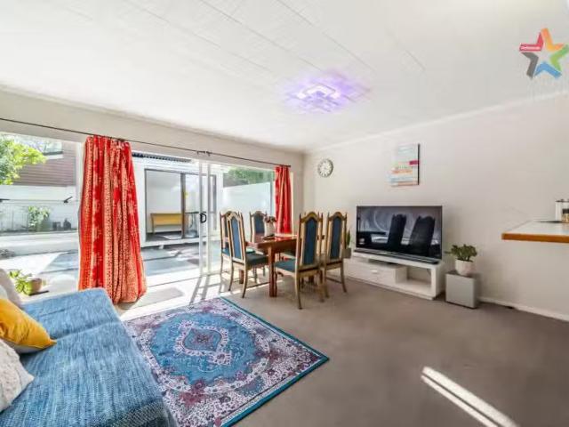 House for sale in Days Bay, Wellington