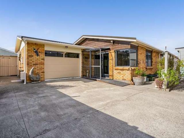 Townhouse for sale in Hillsborough, Taranaki
