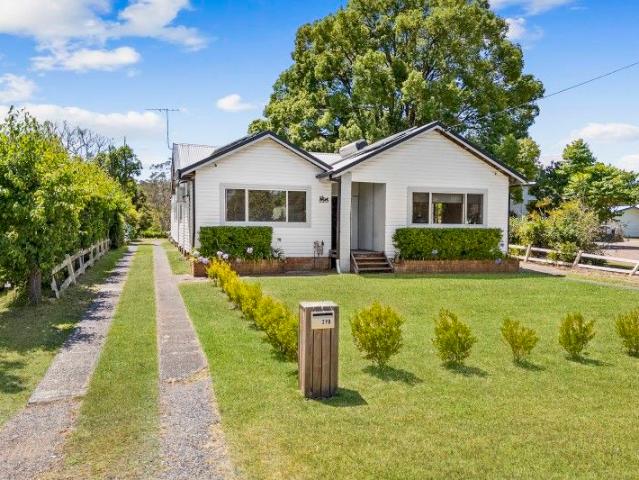 House for sale in City Of Lake Macquarie , New South Wales