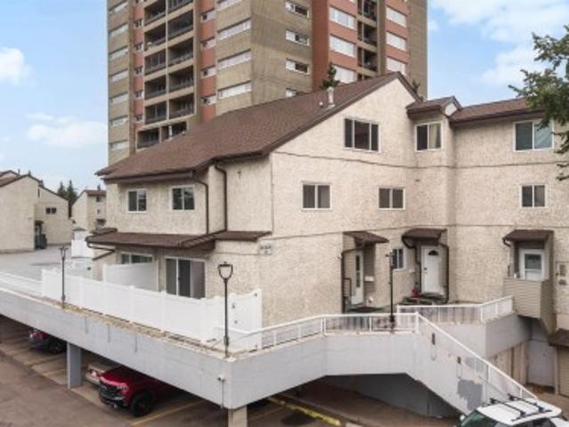 Townhouse for sale in Wedgewood, Alberta