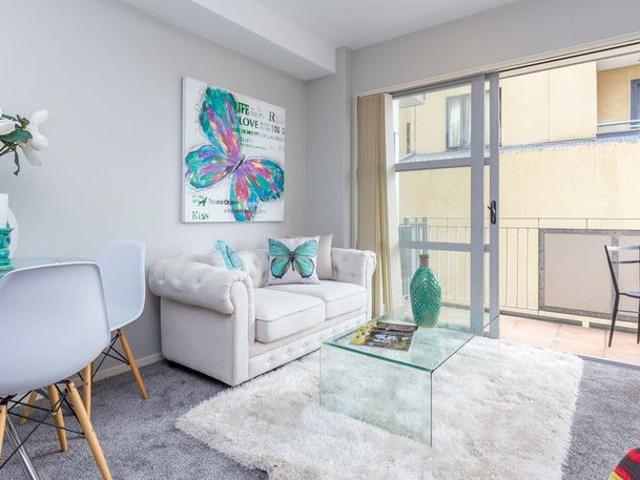 Apartment for rent in Auckland, Oroua County