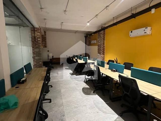 Office for rent in لاہور, لاہور ڈویژن