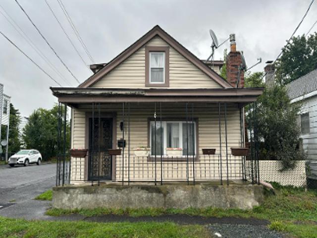 House for sale in Watervliet, New York