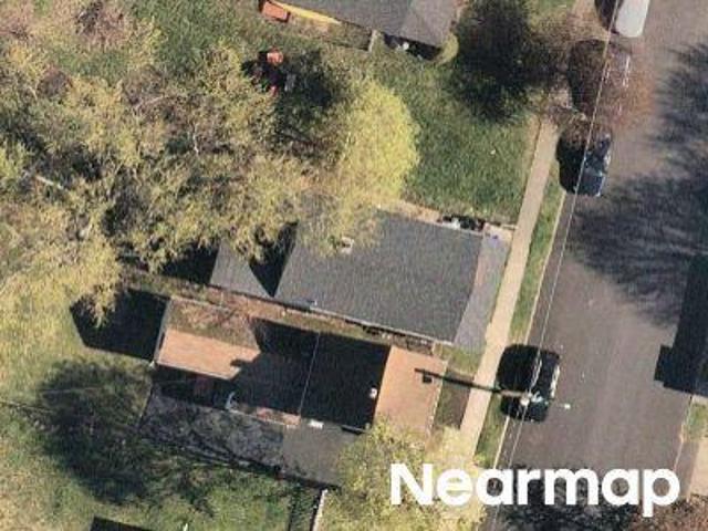 House for sale in Watervliet