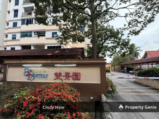 Condominium for sale in Malaka