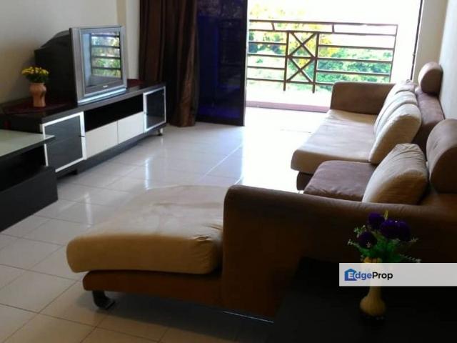 Condominium for sale in Malaka