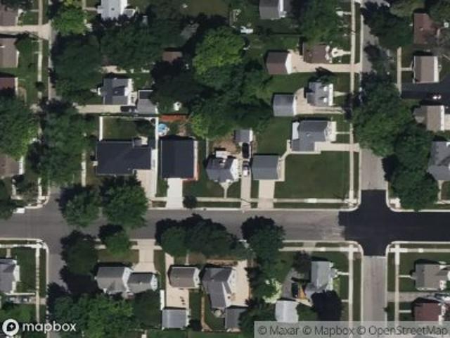 House for sale in Menasha