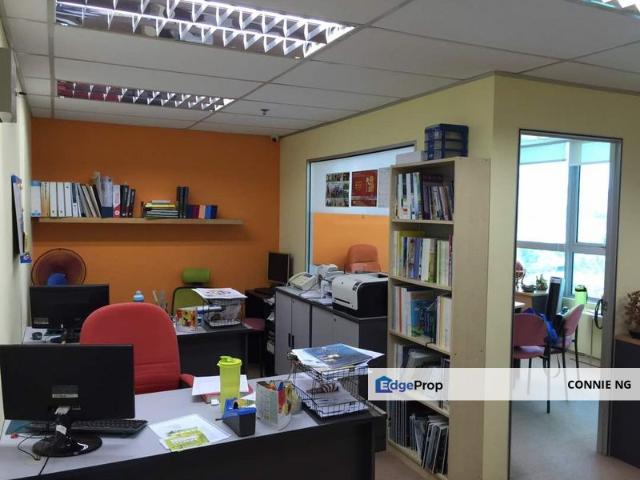 Shop for sale in Petaling, Damansara Damai