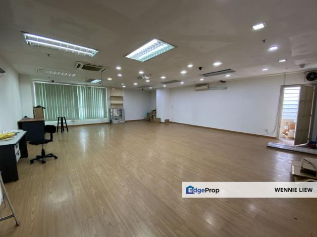 Shop for sale in Petaling, Damansara Damai