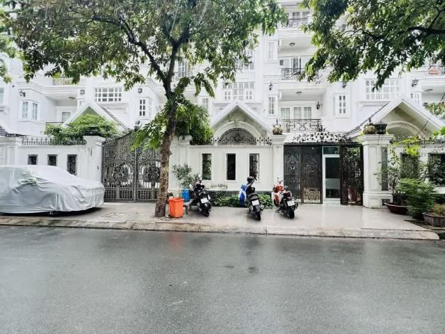 Biệt Thự bán tại Thủ Đức, Hồ Chí Minh