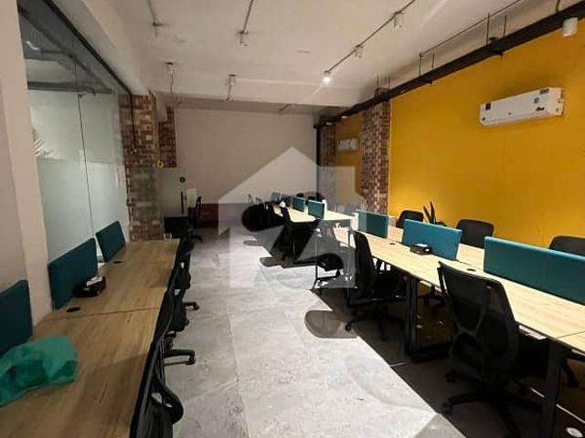 Office for rent in لاہور, لاہور ڈویژن