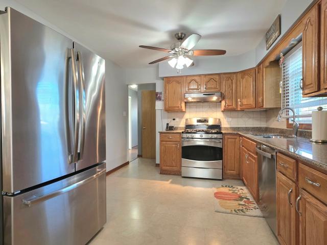 House for sale in Hickory Hills, Cook County