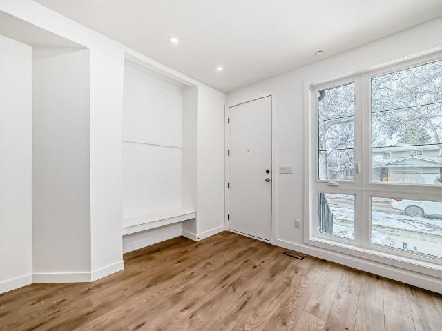 Apartment for rent in Wedgewood, Alberta