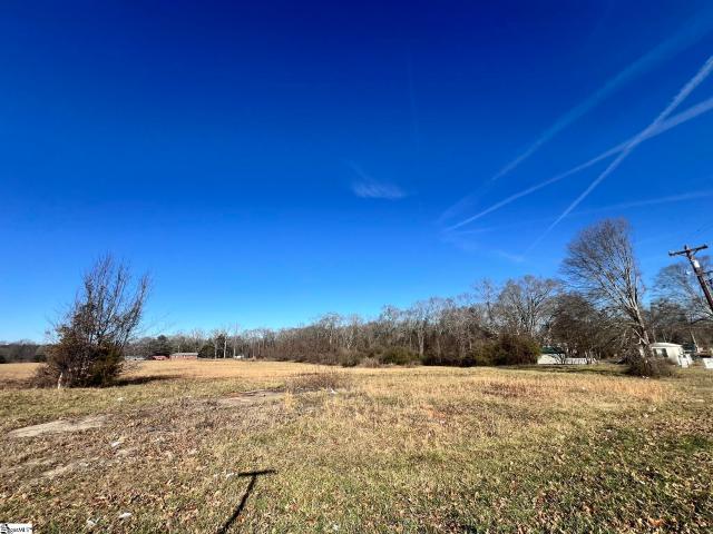 Land for sale in Pelzer, South Carolina