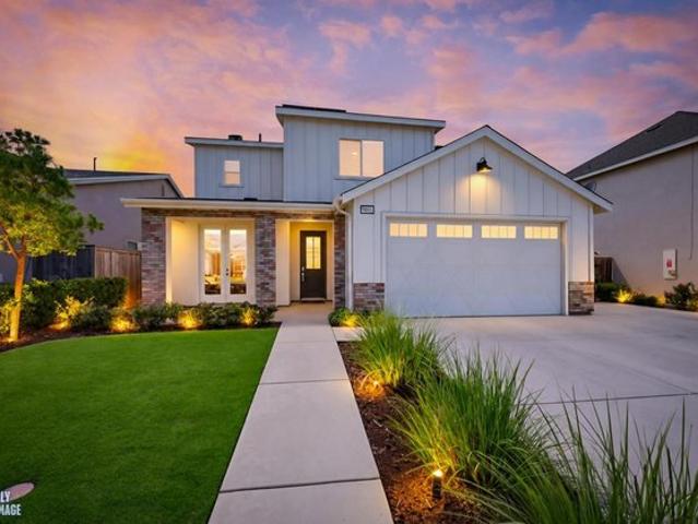 House for sale in Gossamer Grove, Shafter
