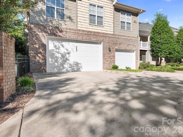 Condo for sale in Cornelius, Mecklenburg County