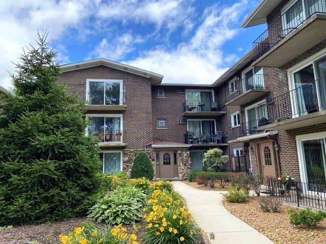 Condo for sale in Orland Park, Illinois