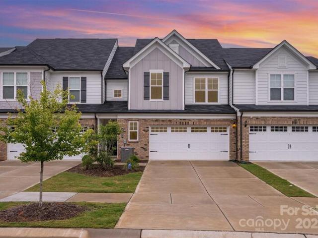 Townhouse for sale in Concord