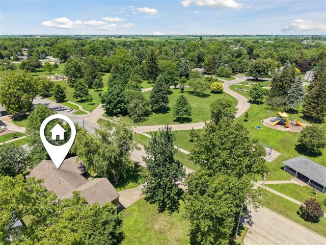 House for sale in Grinnell, Iowa