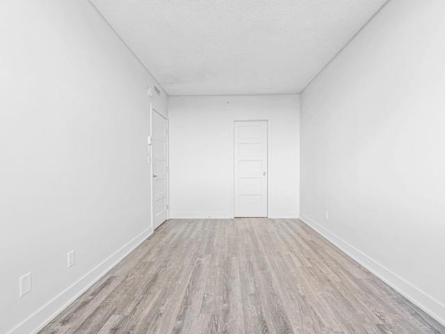 Apartment for rent in Chomedey, Quebec