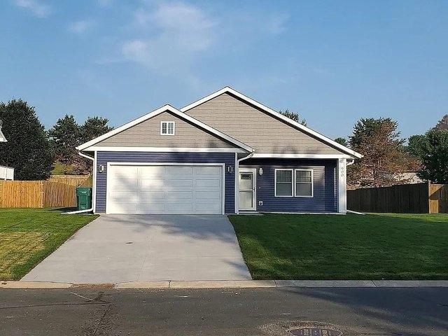 House for sale in Pine Island, Minnesota