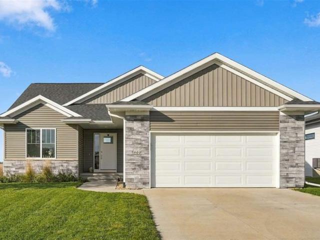 House for sale in Old Mill Creek, Solon
