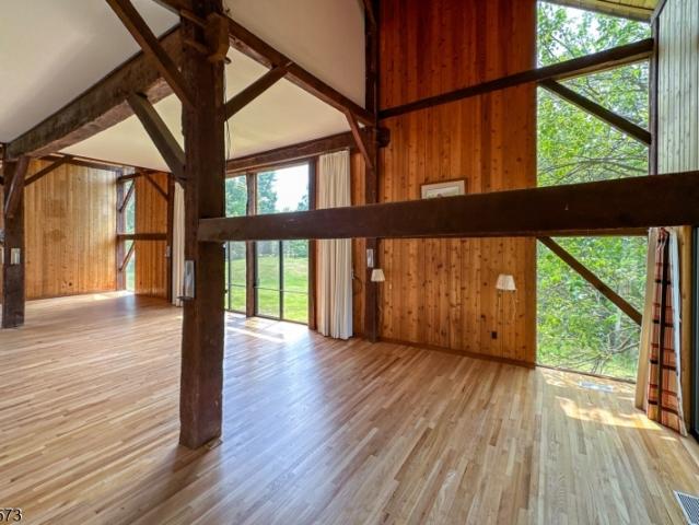 House for sale in Kendall Park, New Jersey