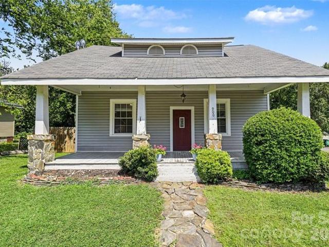 House for sale in Mecklenburg, North Carolina