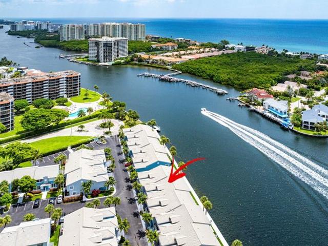 Townhouse for sale in Boca Raton, Florida