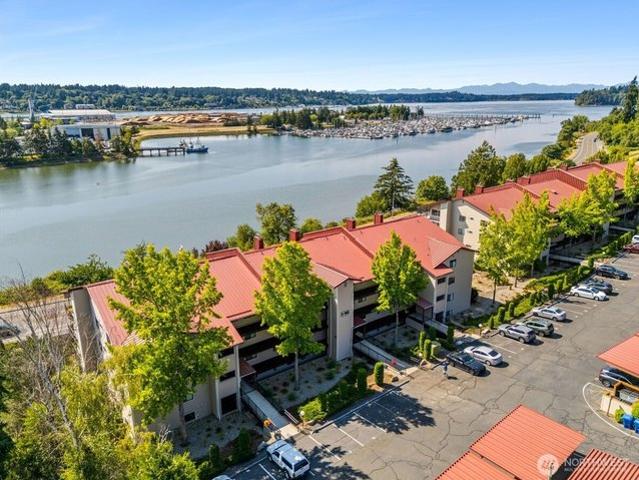 Condo for sale in Thurston, Washington
