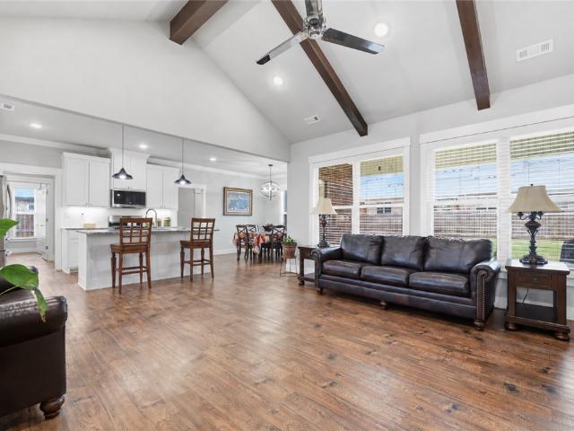 House for sale in Pea Ridge, Benton County