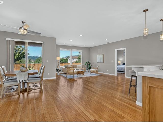 House for sale in Middle Terrace Neighborhood, Hood River